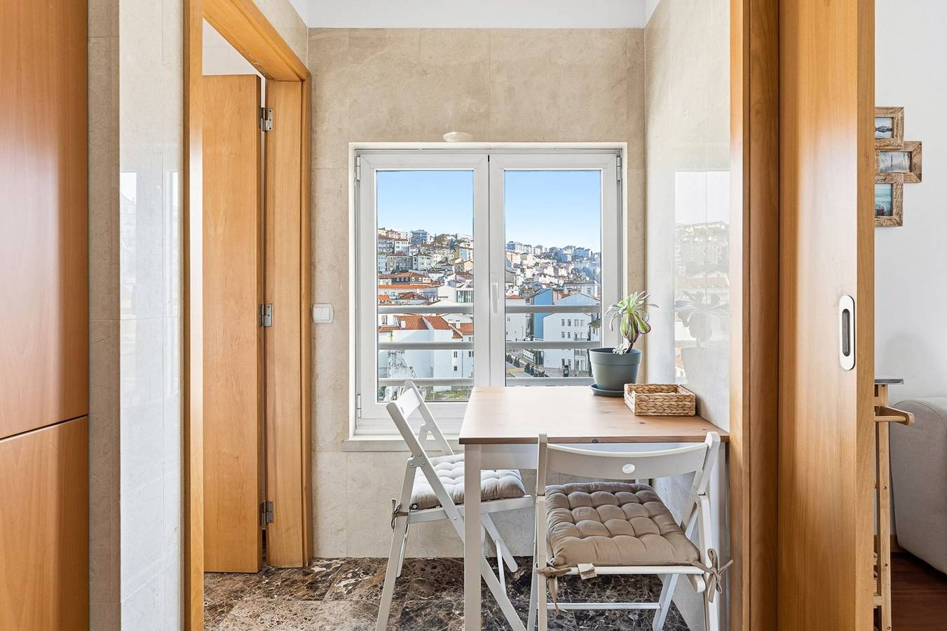 Apartamento entero, Guestready – Estadia Acolhedora com Terraço in Coimbra, Distrito de Coimbra