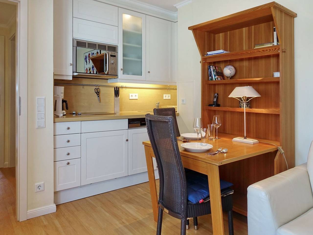 Ganze Ferienwohnung, Haus Silvana, App. 3 - 1-Raum Appartement mit ca. 25m ² Nutzfläche im Erdgeschoss. in Wenningstedt, Sylt