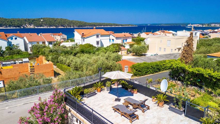Villa für 4 Personen, mit Garten auf Rab