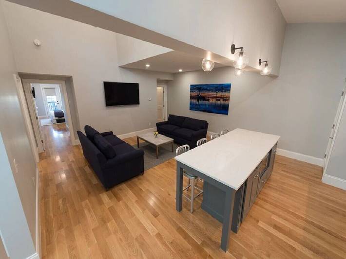 Loft for 6 people, with balcony in Rhode Island