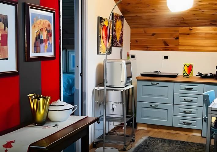 Entire apartment, Apartment 'Rosa' with kitchenette in Cles, Brenta group