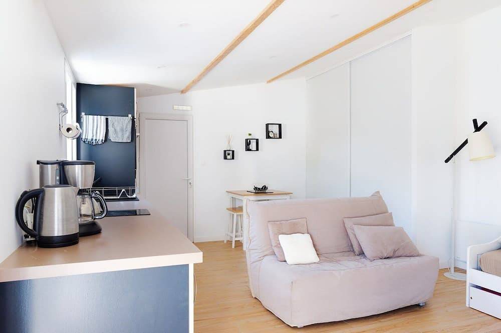 Appartement entier, Grand Studio in Port-Saint-Père, Région de Nantes