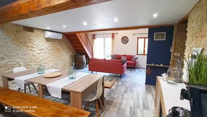 Gîte pour 8 personnes, avec piscine ainsi que jardin et terrasse à Saint-Félix-Lauragais