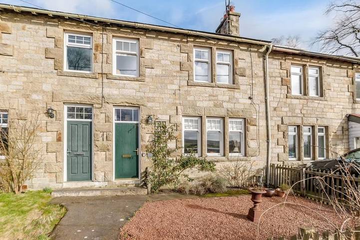 Log cabin for 4 people, with Garden in Otterburn