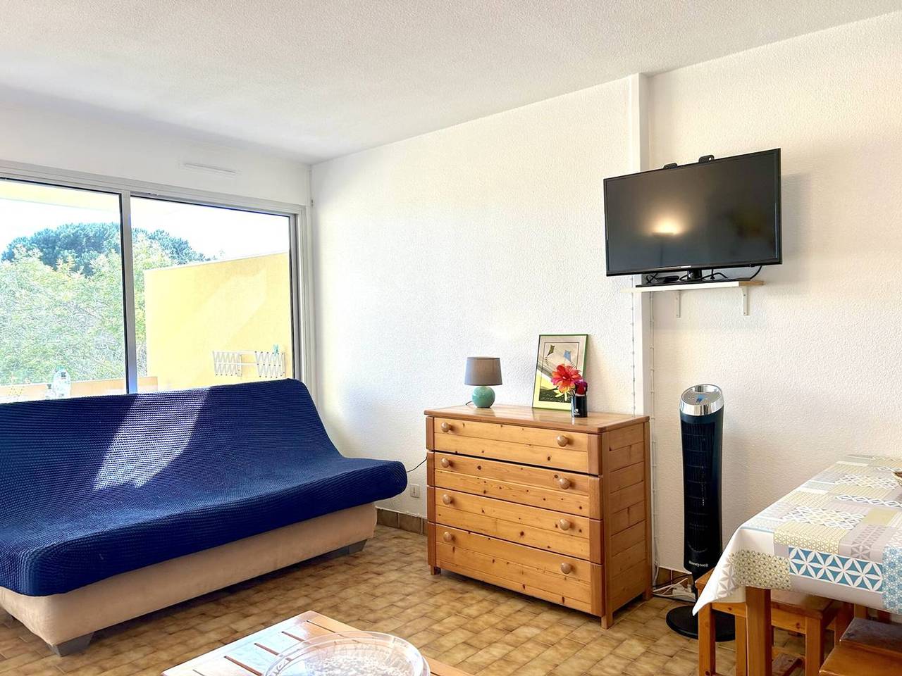 Apartamento entero, Estudio para 4 personas con terraza en Bormes-les-Mimosas in Bormes-les-Mimosas, Parque nacional Port-Cros