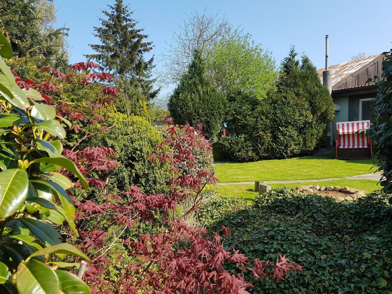 Wunderschönes Ferienhaus in Groß Schoritz mit Garten, Grill und Terrasse in Groß Schoritz, Garz/Rügen