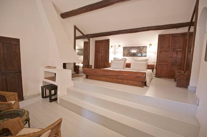 Ferme provençale rénovée, 6/8 chambres, avec piscine et sauna in Roussillon, Parc naturel régional du Luberon