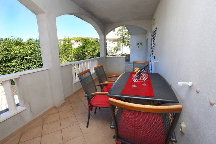 Ferieleilighet for 4 personer, med balkong / terrasse i Trogir
