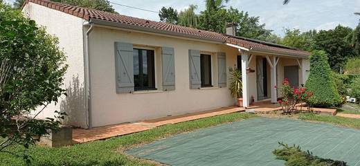 Maison de vacances pour 4 personnes, avec vue ainsi que jardin et piscine dans le Lot-et-Garonne