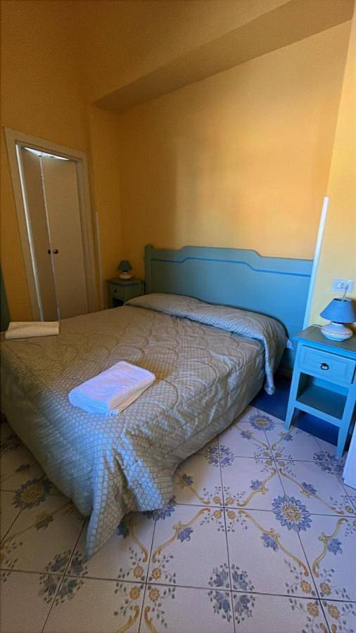 Hôtel pour 2 personnes, avec piscine et jardin à Procida - 3