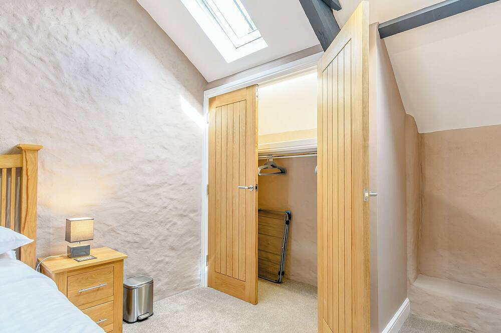 1 bedroom accommodation in Pembroke in Pembroke, Pembrokeshire