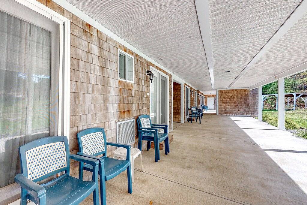 Ganze Wohnung, Ideally-located condo with pool, Wifi, & patio - close to everything in Ogunquit, York County