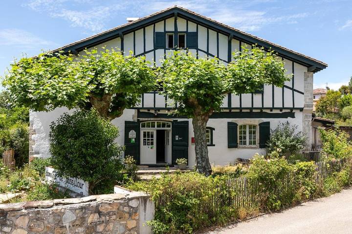 Hôtel pour 3 personnes, avec vue et jardin, animaux acceptés