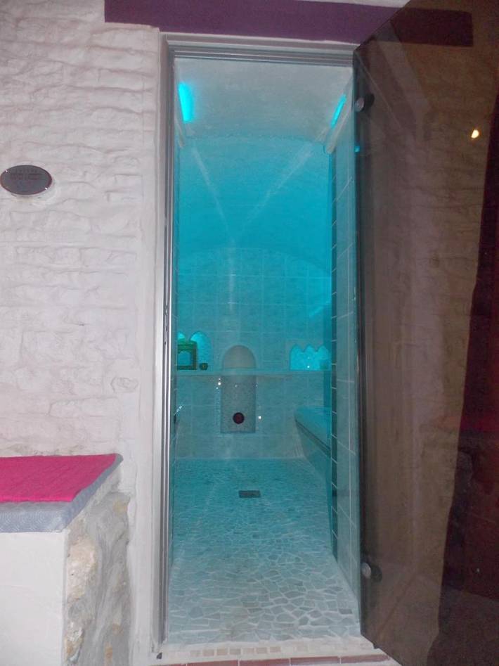 Location de vacances pour 4 personnes, avec sauna et jardin, adapté aux familles à Maillezais - 4