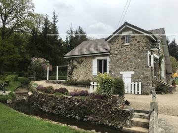 Gîte pour 7 personnes, avec vue sur le lac ainsi que terrasse et jardin dans Mareuil En Brie