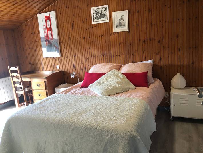 Chambre d’hôtes « Le Pommier » à Royan in Saint-Georges-de-Didonne, Côte de Beauté