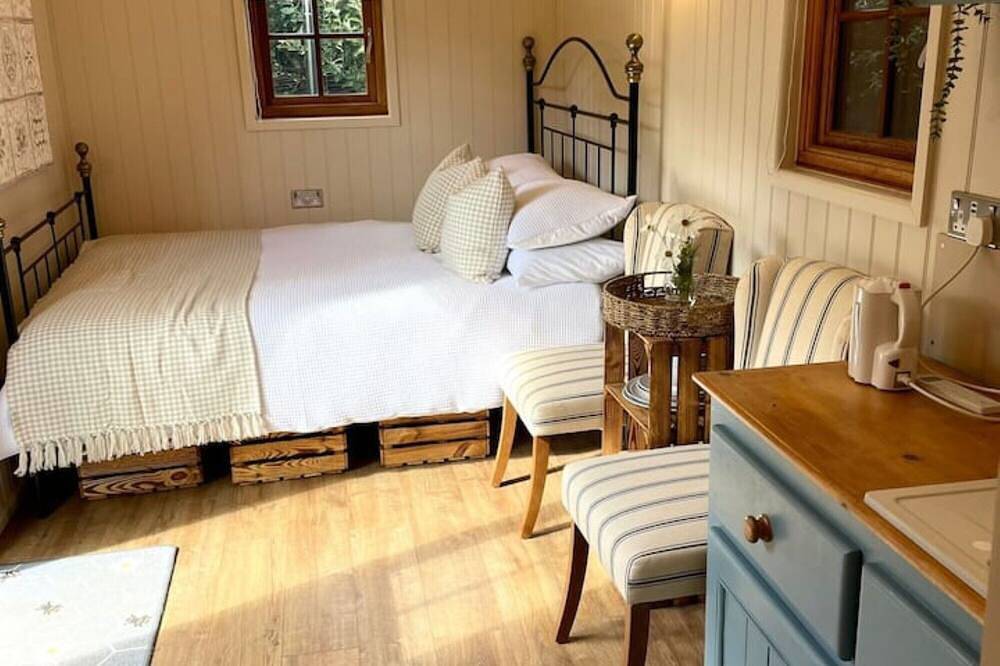 Orchard Hut - Surrey Hills in Albury, Guildford