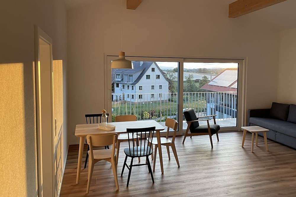 Ganze Wohnung, Ferienwohnung | Modern | Ausblick | Bodenseehinterland in Markdorf, Region Bodensee-Oberschwaben
