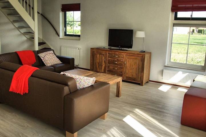 Lodge voor 12 personen, met terras, met huisdier in Westerwolde