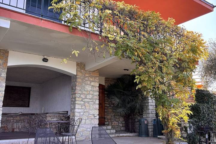 Villa mit pool für 10 Personen, mit Balkon und Garten, mit Haustier in Torri del Benaco