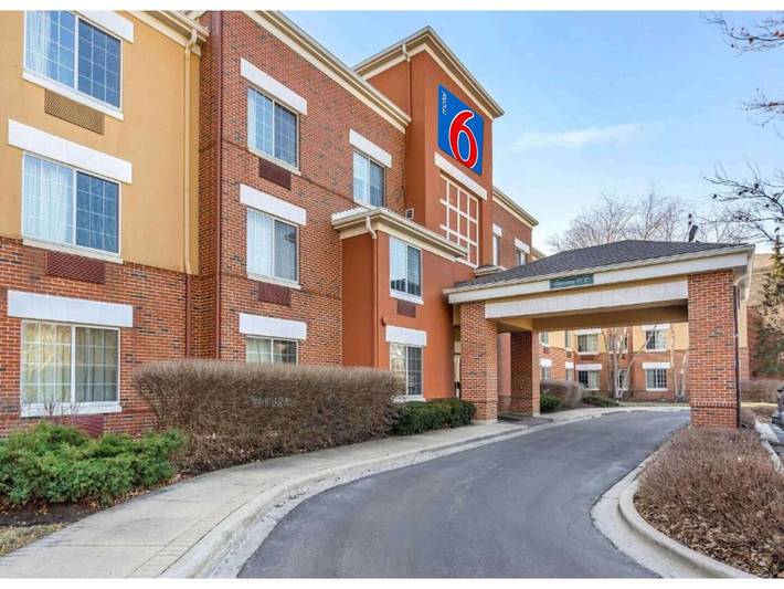 Apartamento entero, 1 cama tamaño queen | No fumadores, cocina in Vernon Hills (Illinois), Condado de Lake (IL)