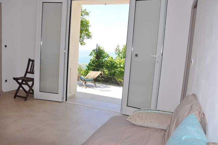 Gîte pour 4 personnes, avec jardin à Èze - 2