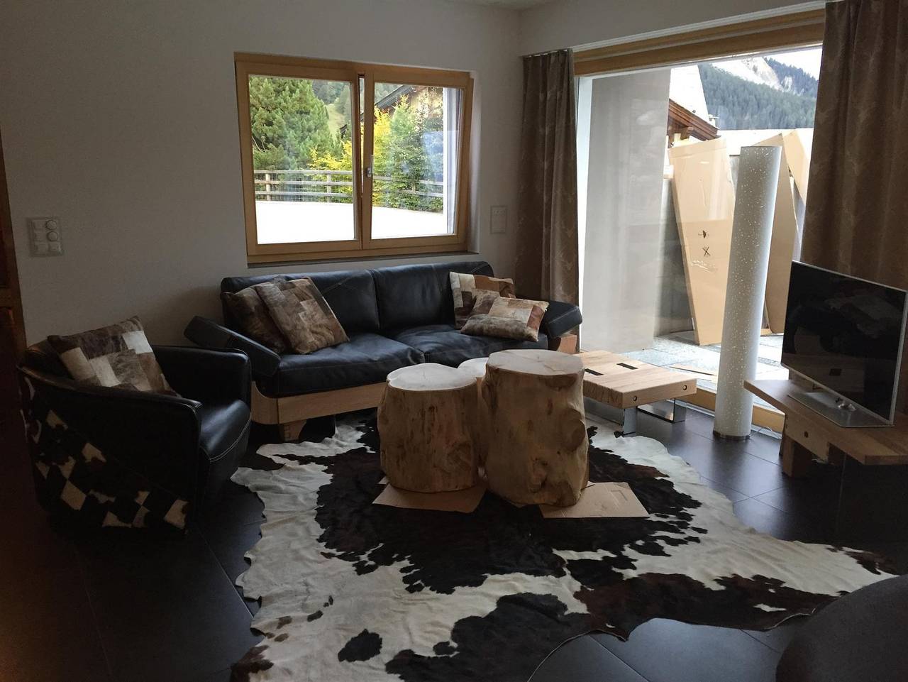 Ganze Ferienwohnung, Alpin Chic - 3.5 Zimmerwohnung in Lantsch/Lenz, Plessur Alpen