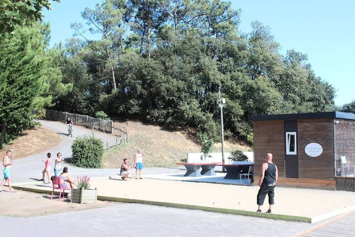 Appartement de vacances pour 4 personnes, avec Terrasse et Piscine à Saint-Vincent-sur-Jard