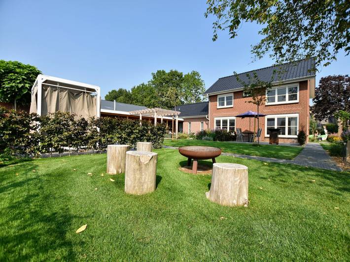 Villa für 10 Personen, mit Garten und Sauna sowie Ausblick am Niederrhein