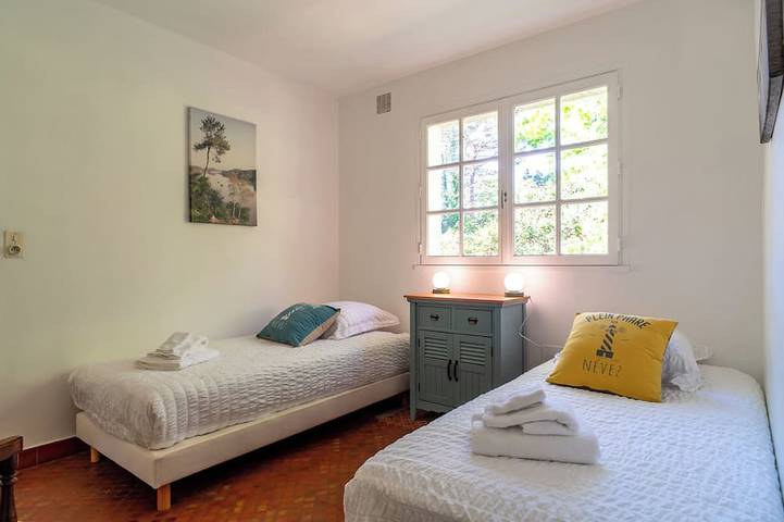 Port Manech house 400 m from the beach, Pouldon cove 100 m away, small river view in Névez, Region de Quimper