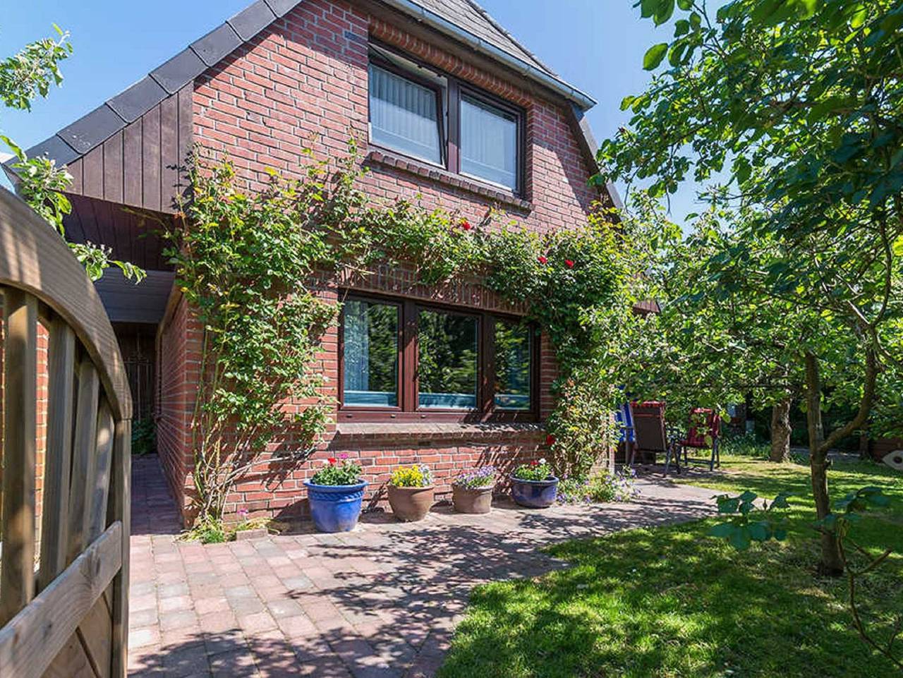 Ganze Ferienwohnung, Gästehaus M. Cornelsen - 2-Zimmerwohnung Nr. 1 (Eg) Am Seedeich 15a in Westerland, Sylt (Gemeinde)