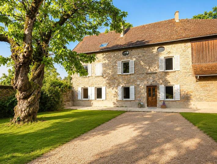 Maison de vacances pour 3 personnes, avec Balcon et Terrasse ainsi que Jacuzzi et Jardin