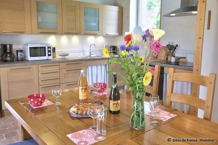 Ti an heol in Combrit, Region de Quimper