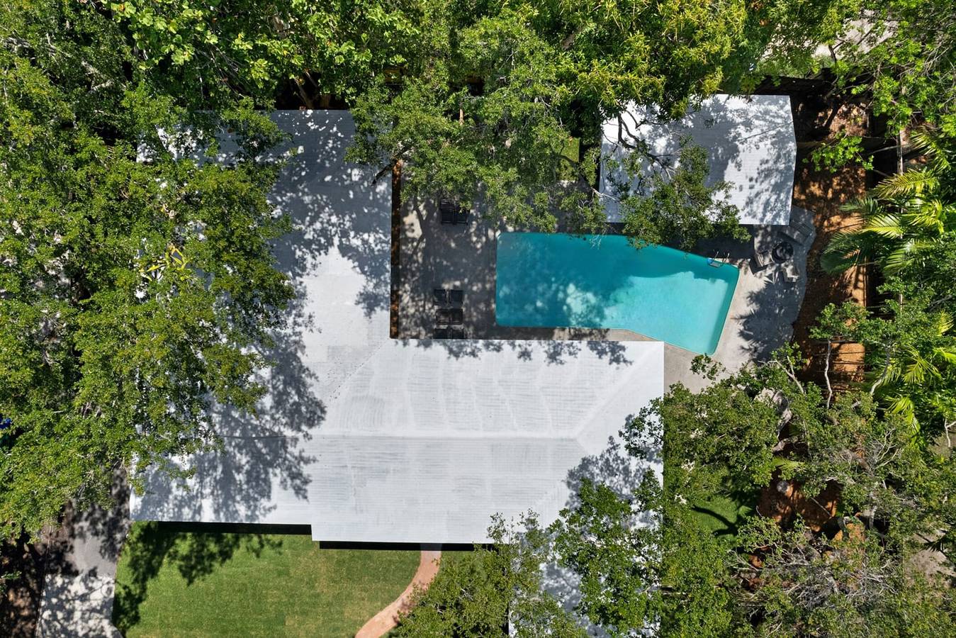 Memory Lane - Family home with Pool in Miami, Florida