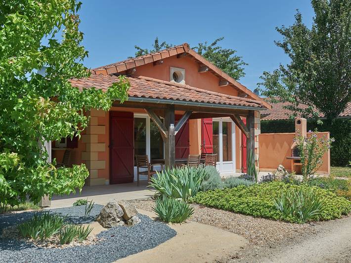 Ferienhaus für 6 Personen, mit Terrasse und Garten sowie Pool in Les Forges