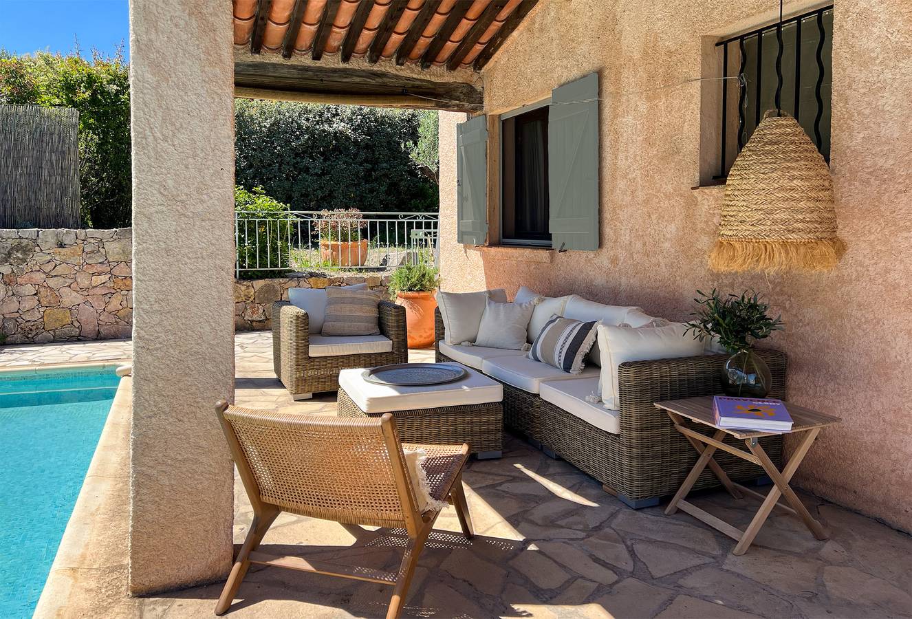 Villa pour 6 personnes avec terrasse in Flayosc, Région de Draguignan
