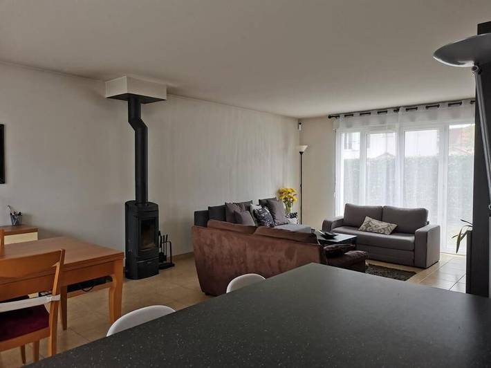 Location de vacances pour 6 personnes, avec jardin à Saint-Genis-Pouilly - 3