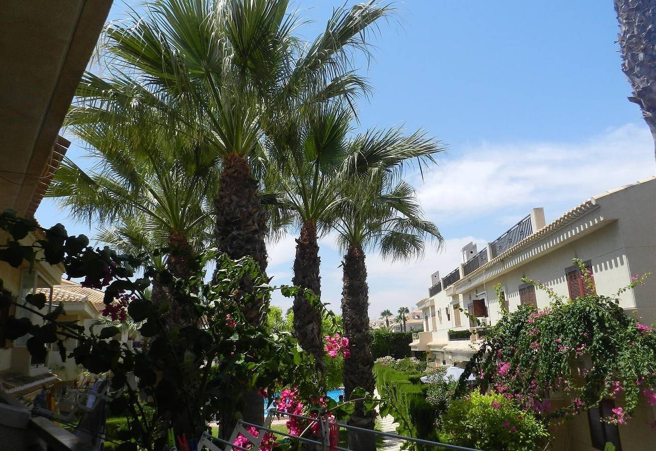 Hel leilighet, Ferieleilighet for 5 personer med balkong in Playa Flamenca, Orihuela