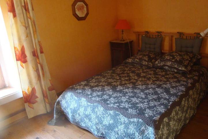 Location de vacances pour 7 personnes, avec piscine ainsi que jardin et terrasse, animaux acceptés à Saint-Michel-l'Observatoire - 2