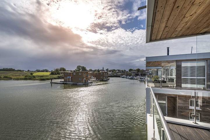 Hausboot für 6 Personen, mit Sauna und Balkon am Greifswalder Bodden - 3