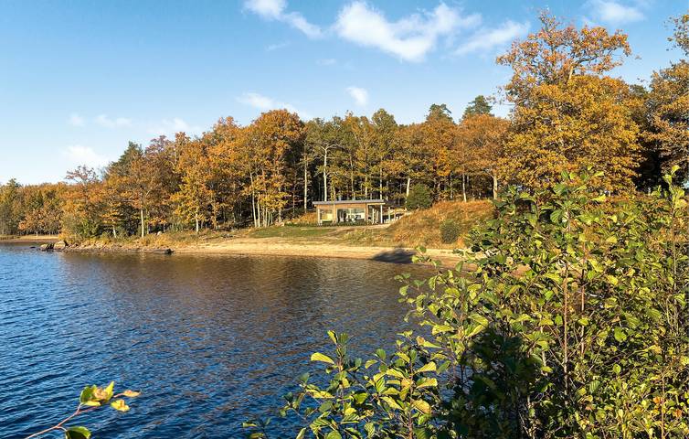 Ferienhaus für 4 Personen, mit Ausblick und Terrasse sowie Seeblick und Garten - 1