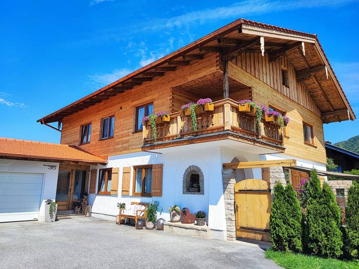 Ferienwohnung für 4 Personen, mit Balkon/Terrasse und Balkon in Aschau (Chiemgau) - 2