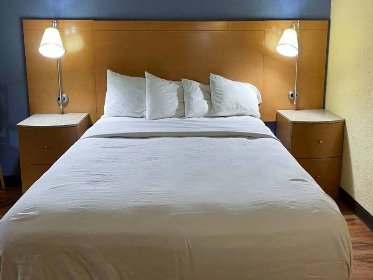 Entire apartment, 1 King Bed | Non-Smoking, Micfridge in Chatham County