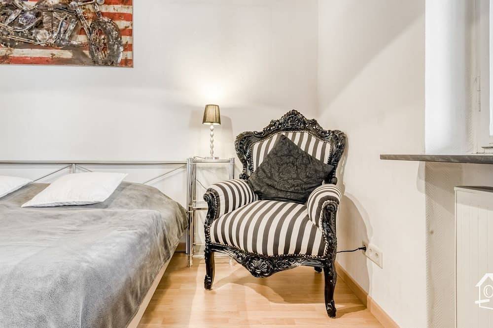 Ganze Wohnung, Villa Rheinstein Am Schloss Engers - Exklusive Ferienwohnung mit Rheinblick in Neuwied, Osteifel