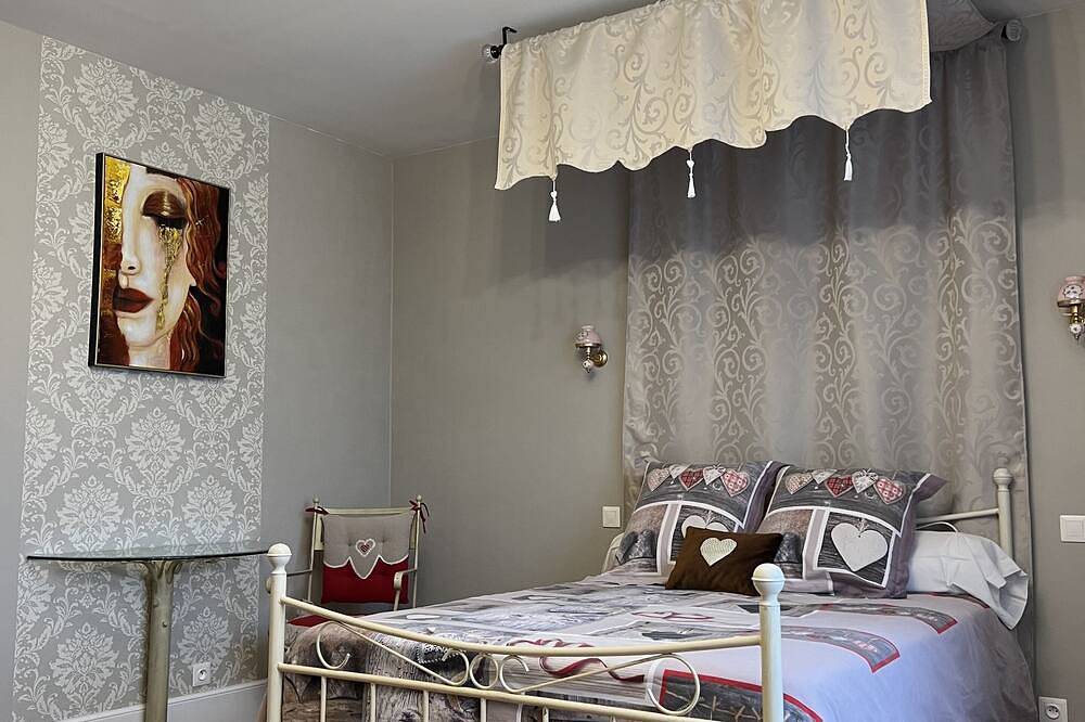 Lovely bed and breakfast in an 18th-century house. in Faverney - Amance, Haute-Saône