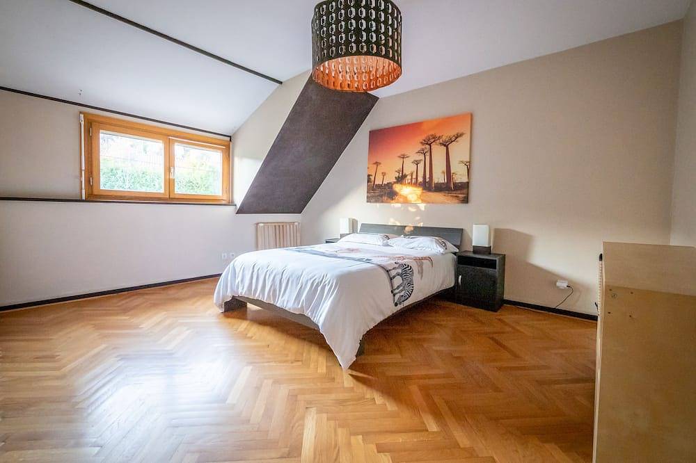 Jolie Villa avec jardin entre Rhône et vergers in Grigny, Lyon et ses environs