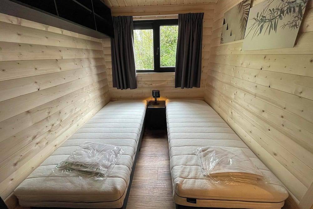 Modern chalet for 6 people with 3 bedrooms in Maarn, Utrecht und Umgebung