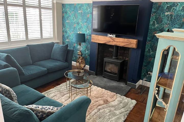 Vakantiehuis voor 7 personen, with whirlpool and terras as well as tuin in Cardiff