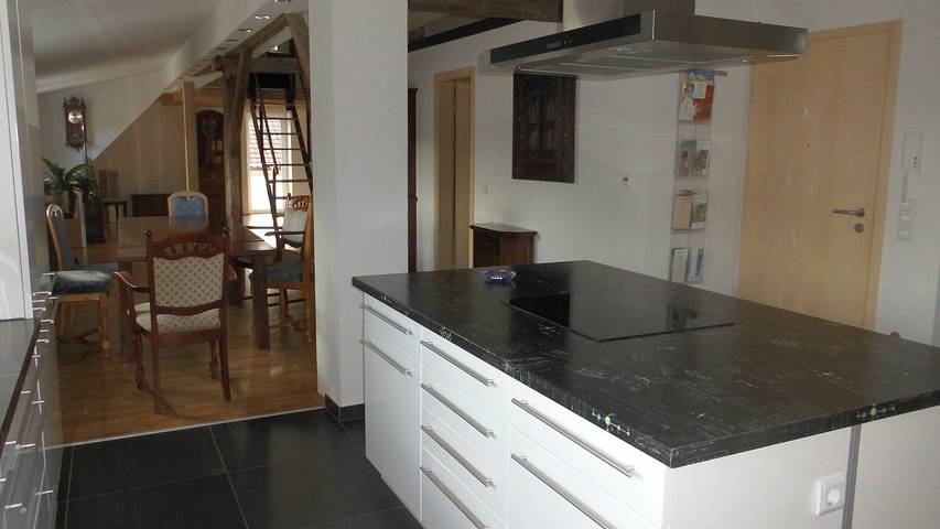 Ganze Wohnung, Ferienwohnung 'Stuifenblick' mit Bergblick, Privatem Garten und Wlan in Waldstetten, Schwäbische Ostalb