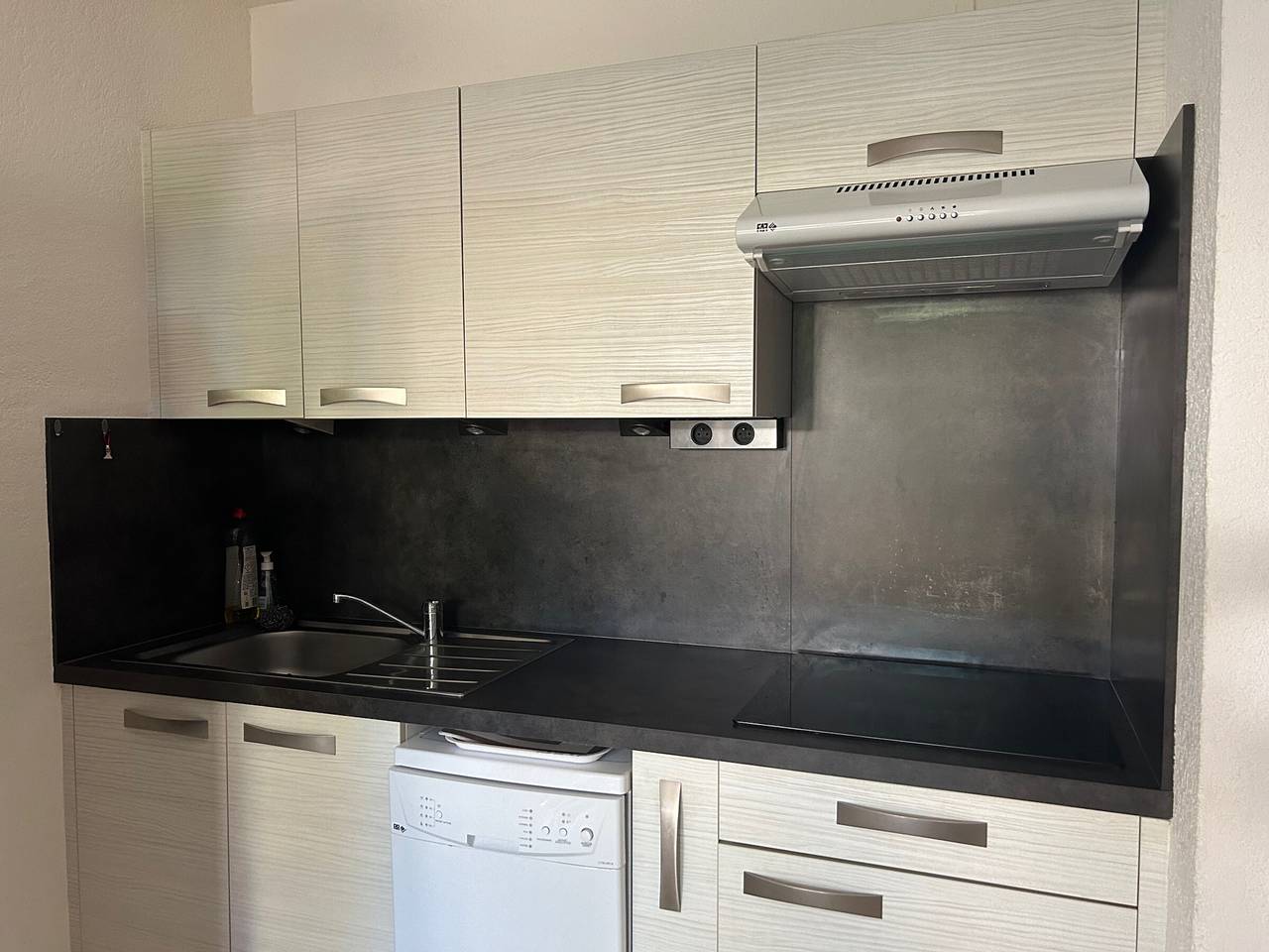 Appartement entier, Saint-Cyprien: T3 en Rdc, Terrasse, Parking, à 600m de la Plage in Saint-Cyprien-Plage, Saint-Cyprien
